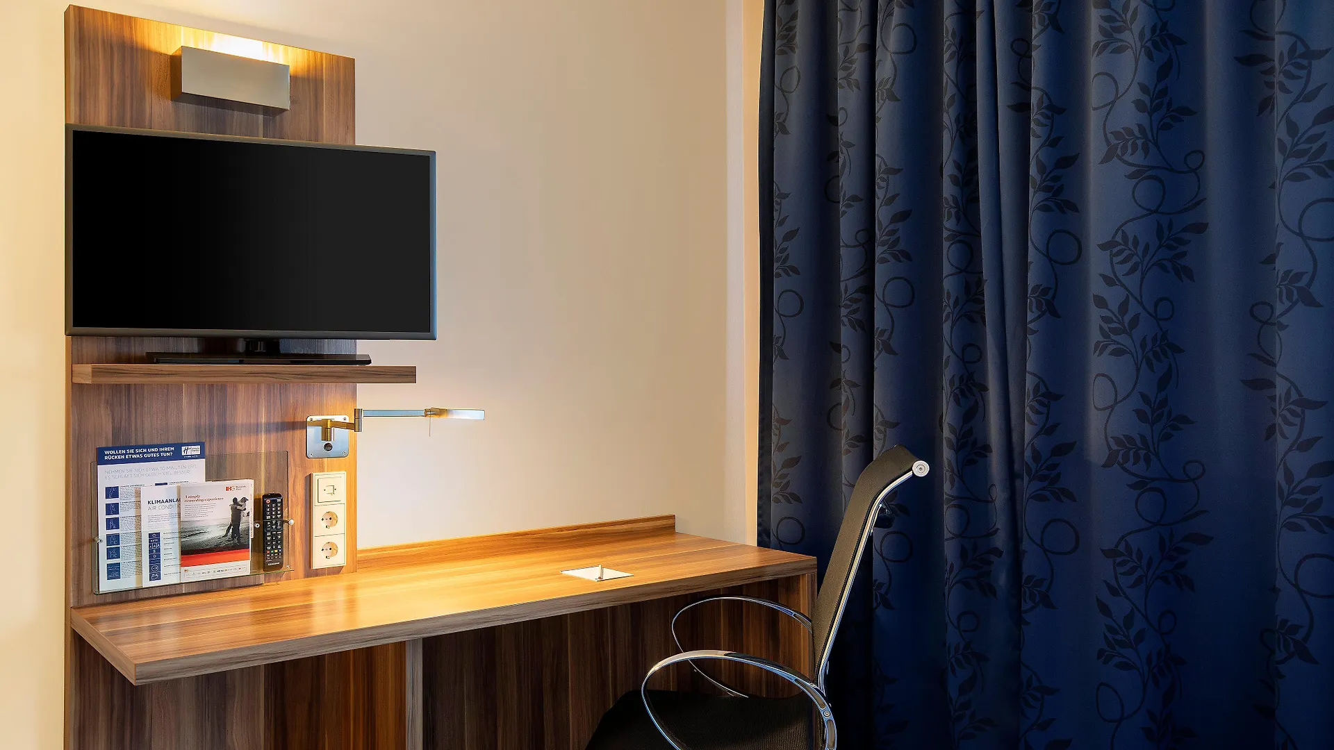 *** Hotel Holiday Inn Express Bremen Airport By Ihg Deutschland