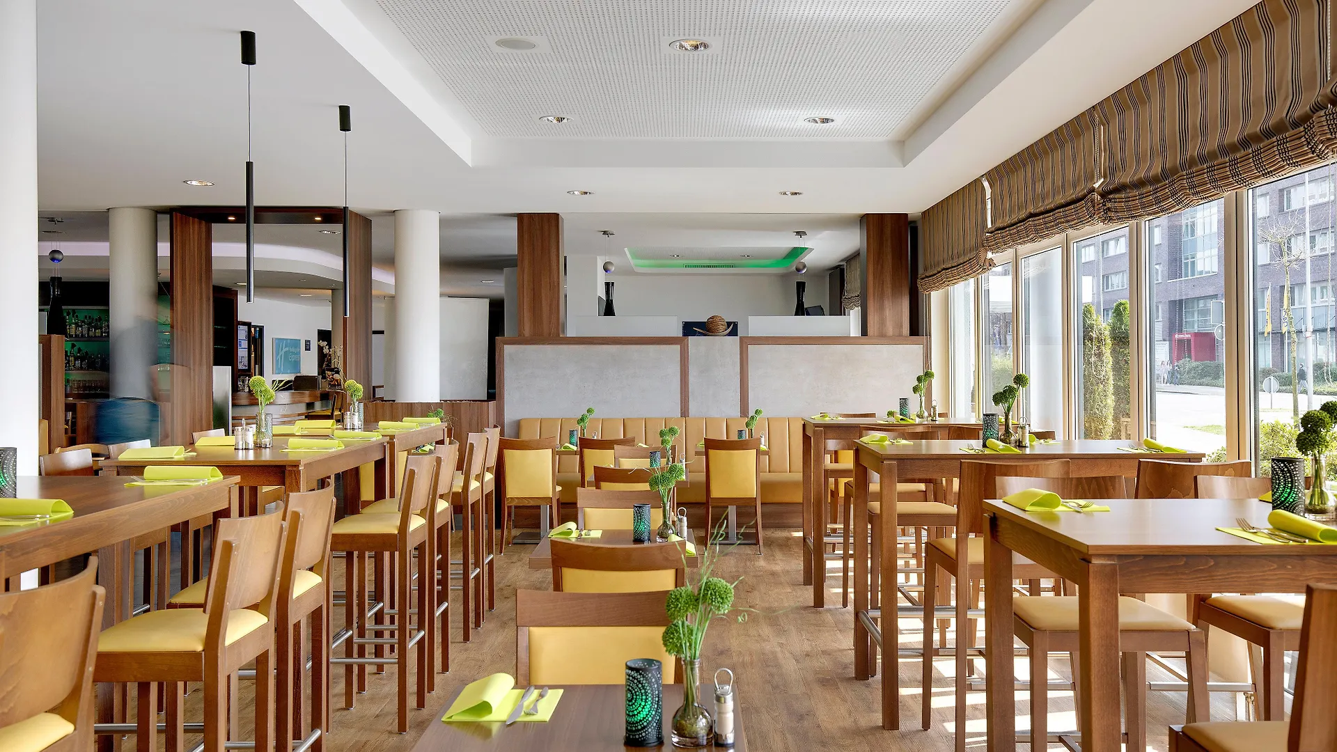 Holiday Inn Express Bremen Airport By Ihg Hotel