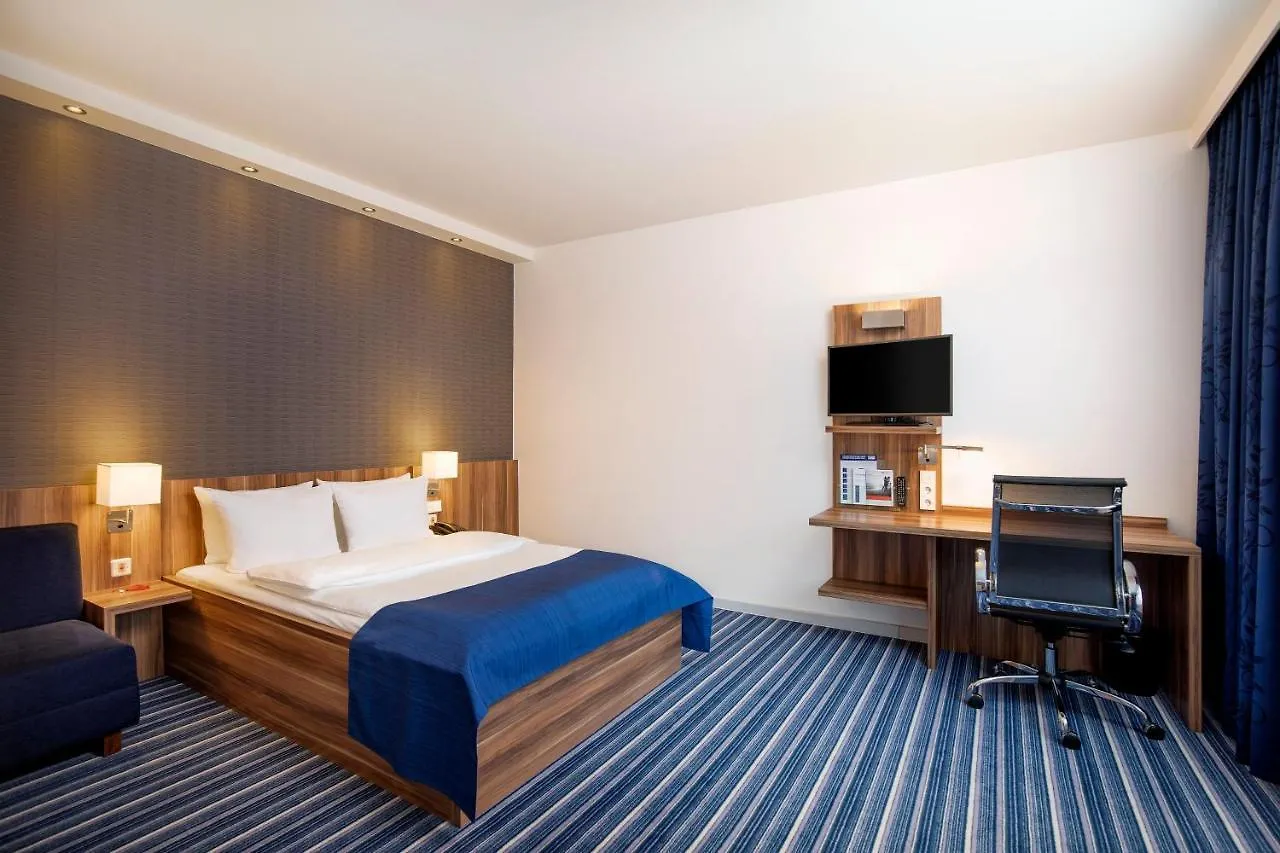 *** Hotel Holiday Inn Express Bremen Airport By Ihg Deutschland