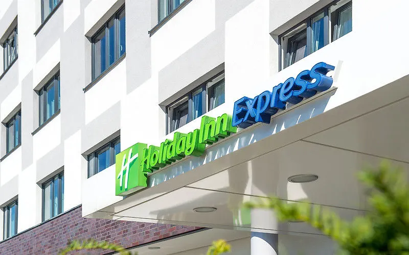 Hotel Holiday Inn Express Bremen Airport By Ihg
