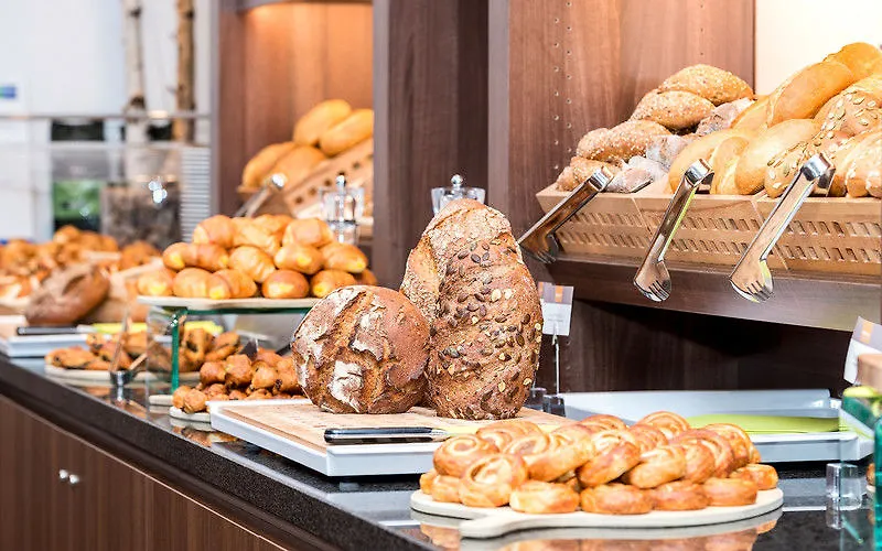 Hotel Holiday Inn Express Bremen Airport By Ihg