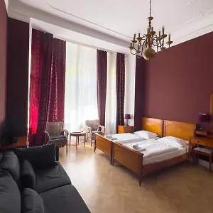 apartments-maison-am-olivaer-platz.find-berlin-hotels.com/