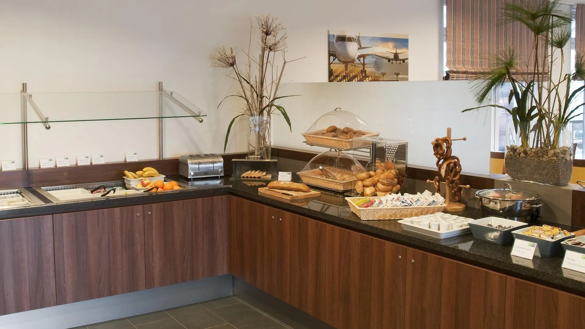 Hotel Holiday Inn Express Bremen Airport By Ihg