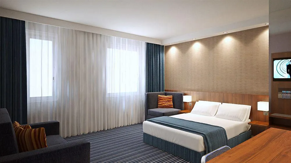 Hotel Holiday Inn Express Bremen Airport By Ihg